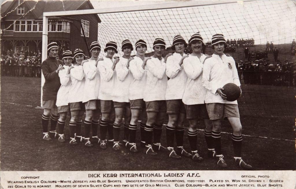 Lily Parr e seu time Dick Kerr's Ladies
