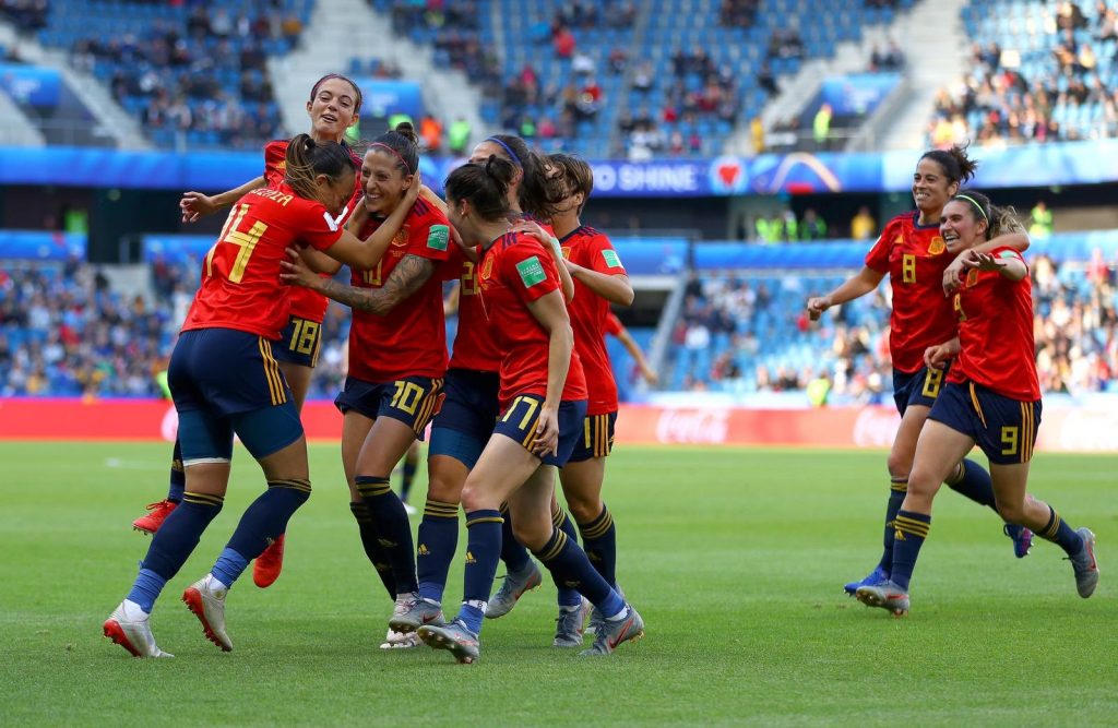 Espanha aposta na juventude vitoriosa na Copa