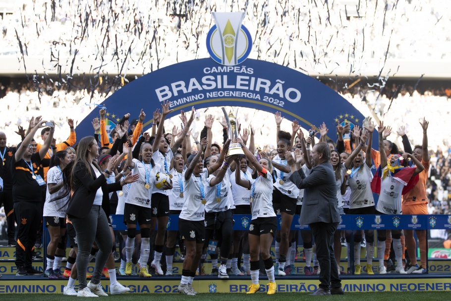 CBF Futebol on X: Confrontos definidos na Supercopa do Brasil de Futebol  Feminino! / X